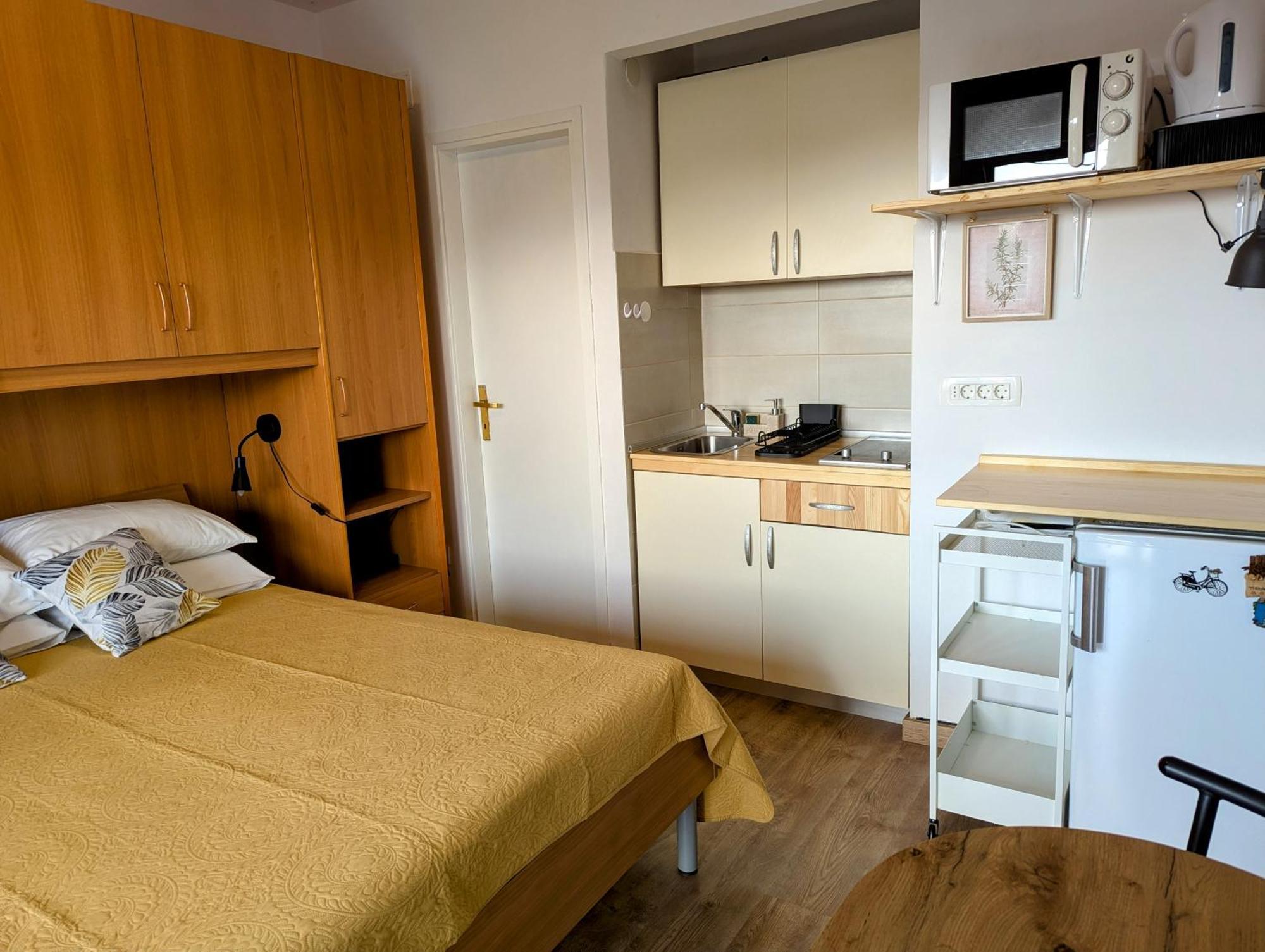 Ada Apartman *
