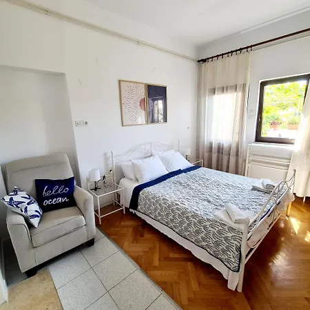 Apartments Ada Rovinj Exterior photo
