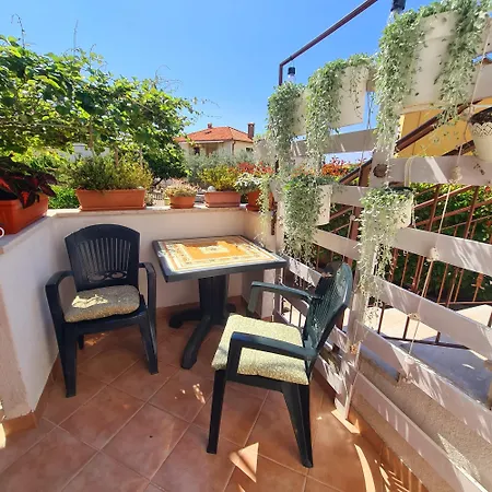 Apartments Ada Rovinj Exterior photo