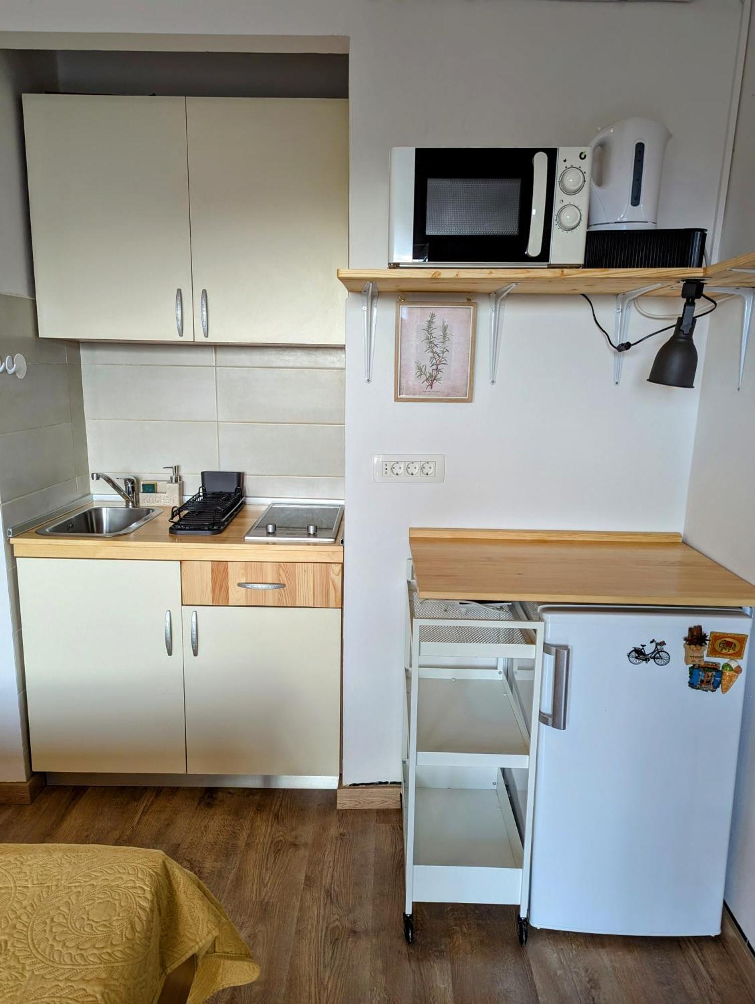 Apartman Ada *
